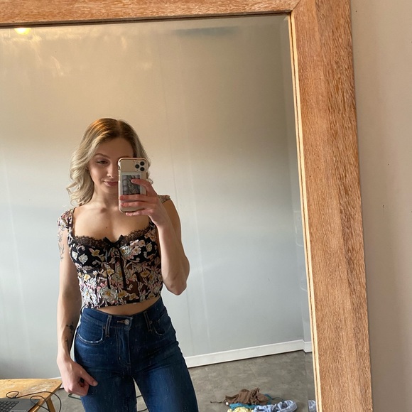 Victoria’s Secret dream angels corset - Picture 3 of 3